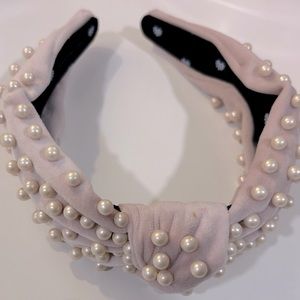 New without tags Lele Sadoughi light pink pearl embellished headband
